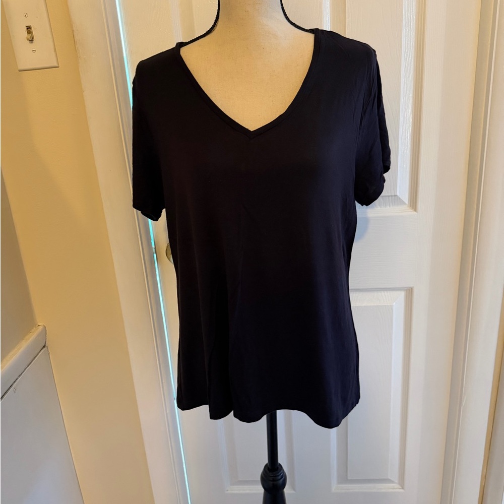 Apt. 9 Black V-Neck Short Sleeve Top